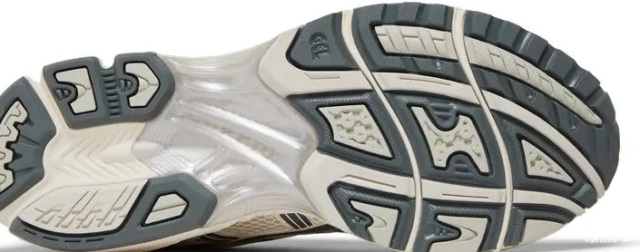 Birch 14 Dark ASICS Pewter Gel-Kayano 0703